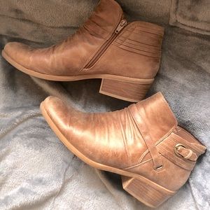 baretraps booties